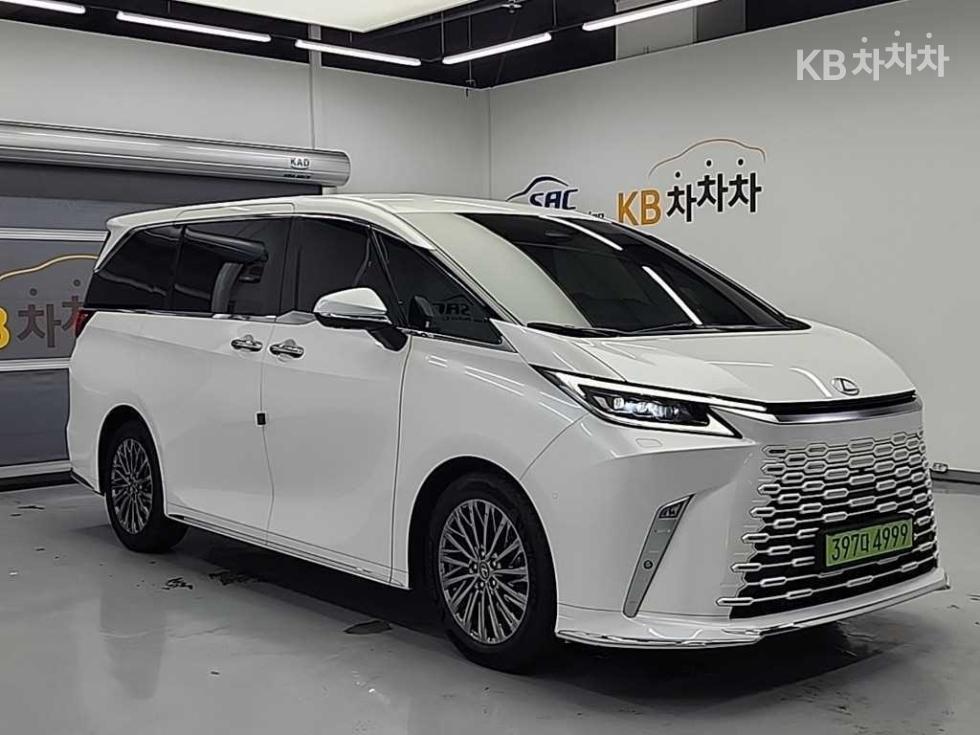 Lexus LM — miniaturë 3
