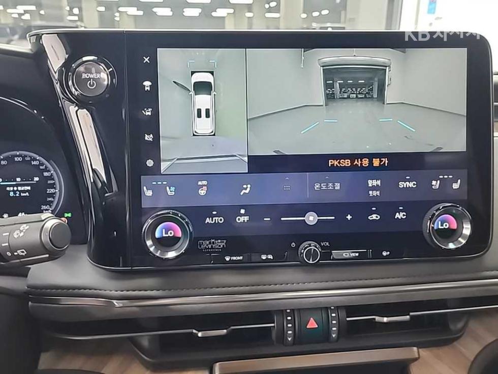 Lexus LM — miniaturë 10