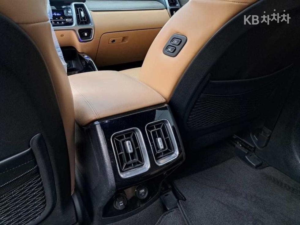 2022 - kia sorento