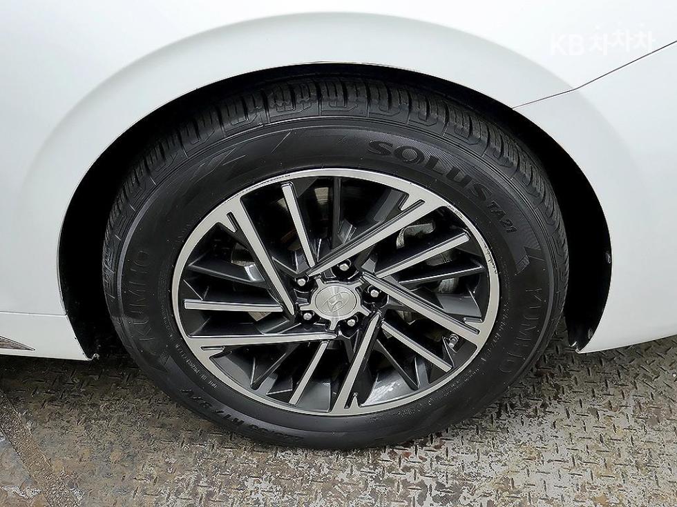 Hyundai Grandeur — miniaturë 8