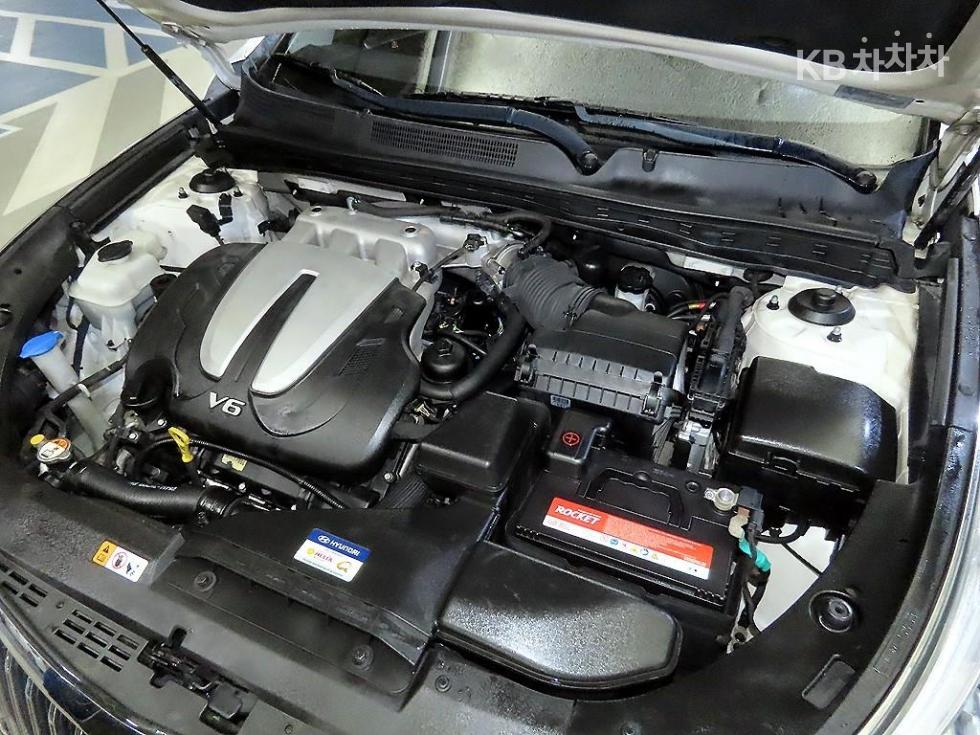 Hyundai Grandeur — miniaturë 17
