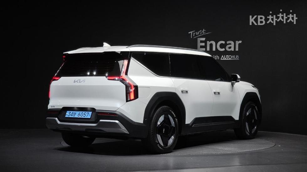 2026 - kia ev9