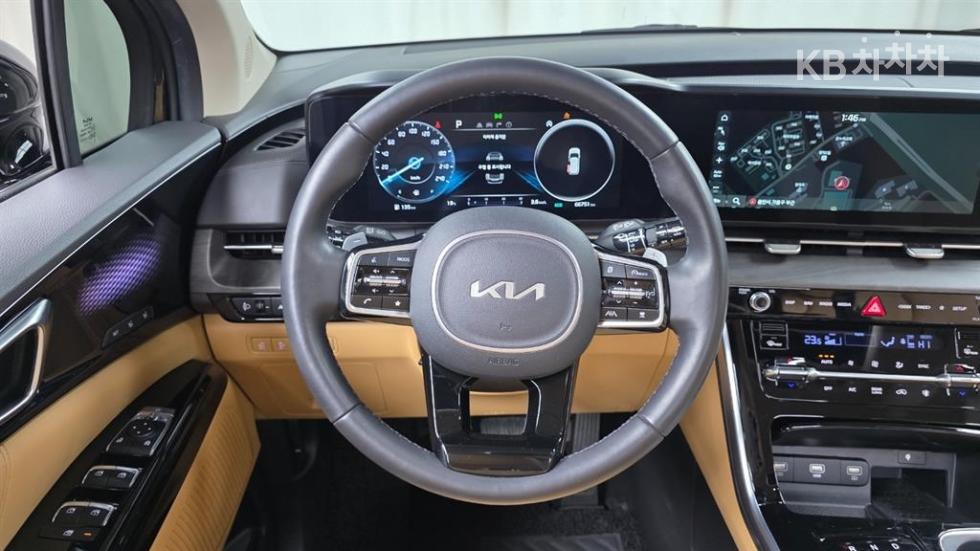 2023 - kia carnival