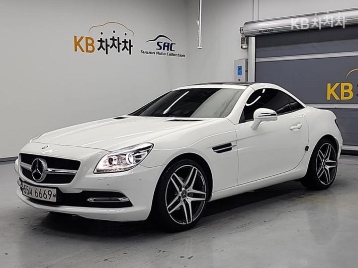 Mercedes-Benz SLK-Class New SLK200 BlueEfficiency