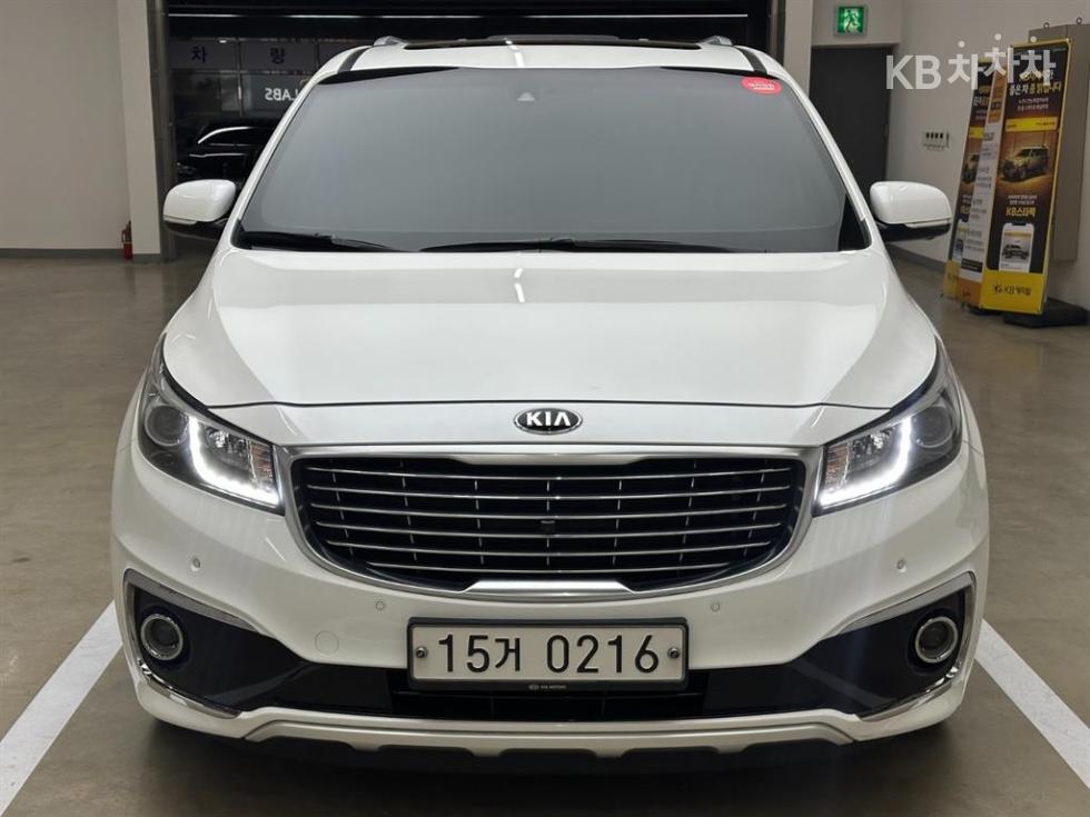 2017 - kia carnival
