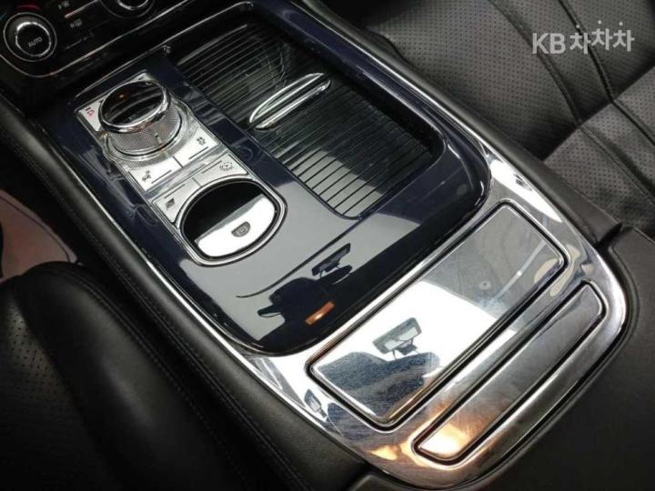 Jaguar XJ 5.0 Premium Luxury LWB X351 9