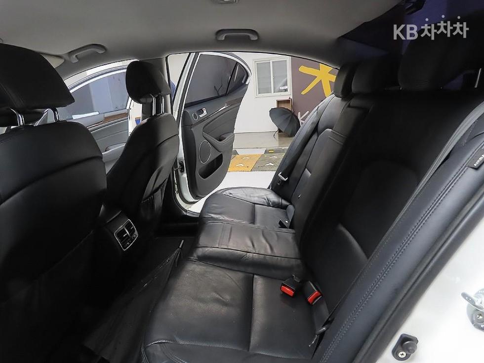 2015 - kia k7