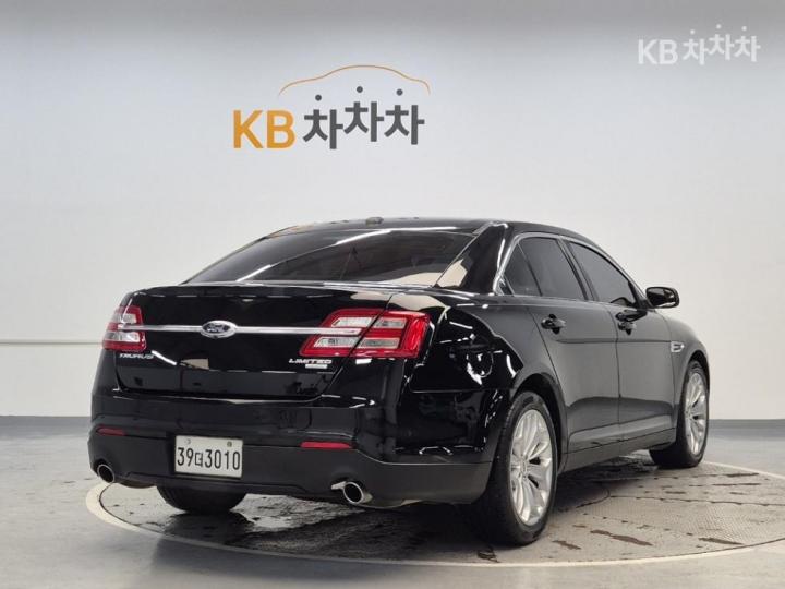 Ford Taurus New 2.0 Limited EcoBoost 5