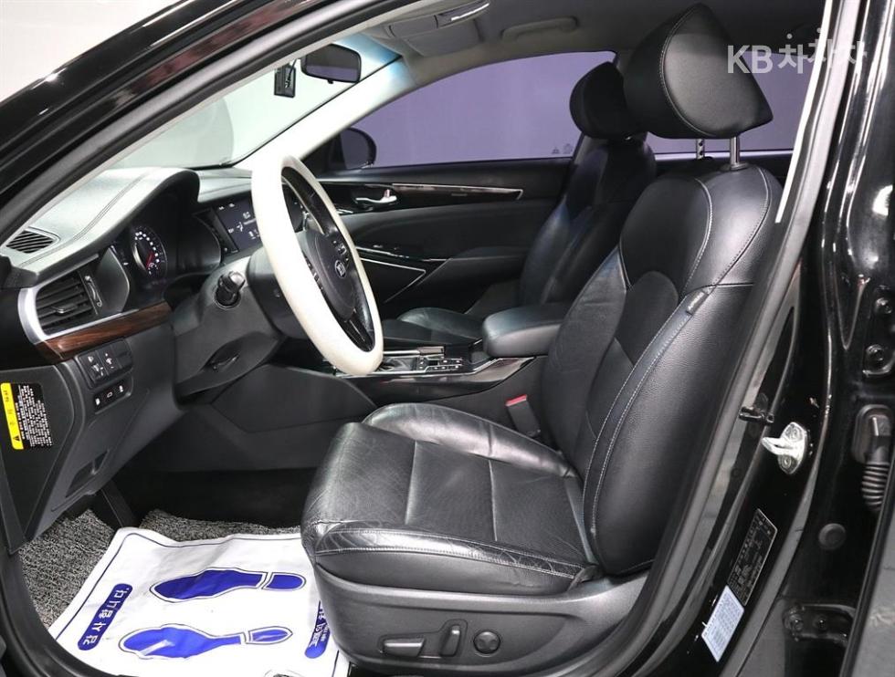 2018 - kia k7