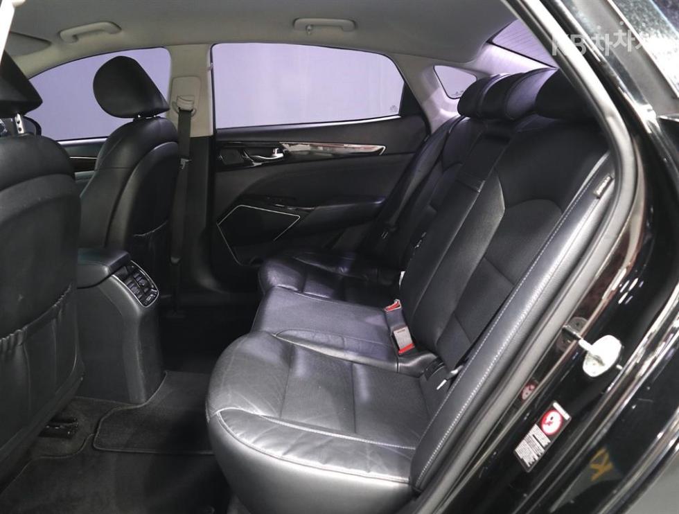 2018 - kia k7