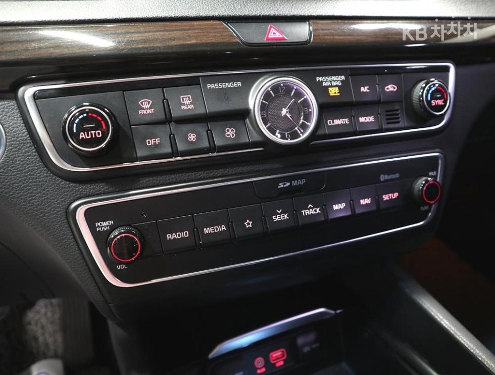 2018 - kia k7