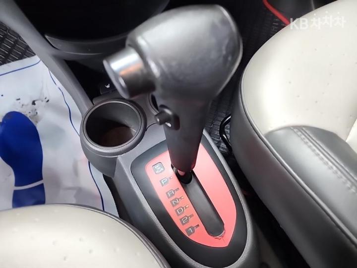 Chevrolet Matiz CREATIVE GROOVE Star 9