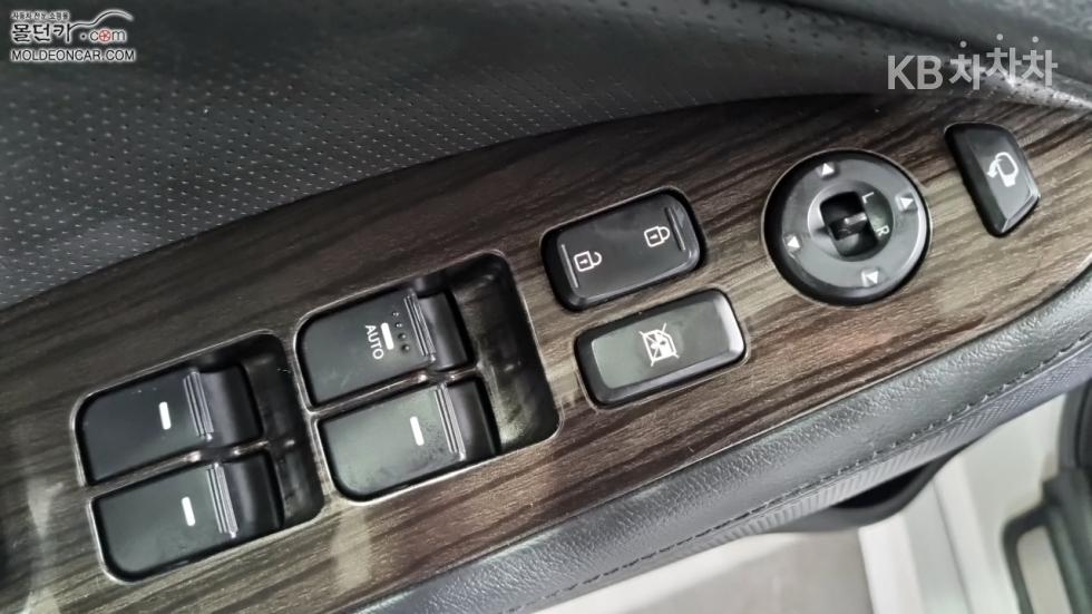 Kia K5 — miniaturë 17
