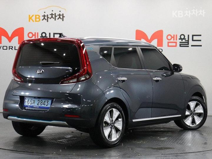 Kia Soul Booster EV Noblesse 5