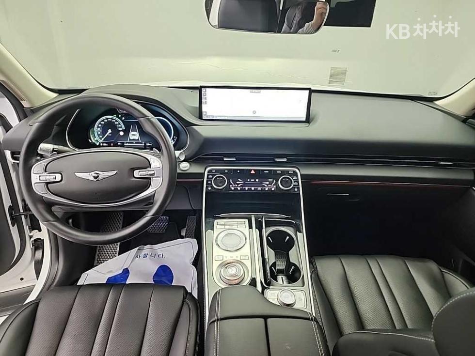 2022 Genesis GV80 photo