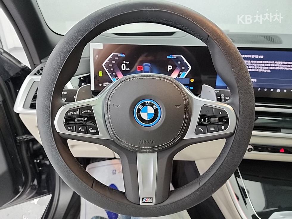 BMW X5 — miniaturë 9