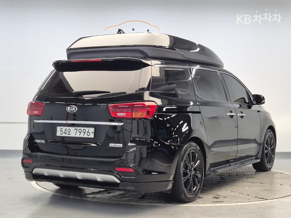 2019 - kia carnival