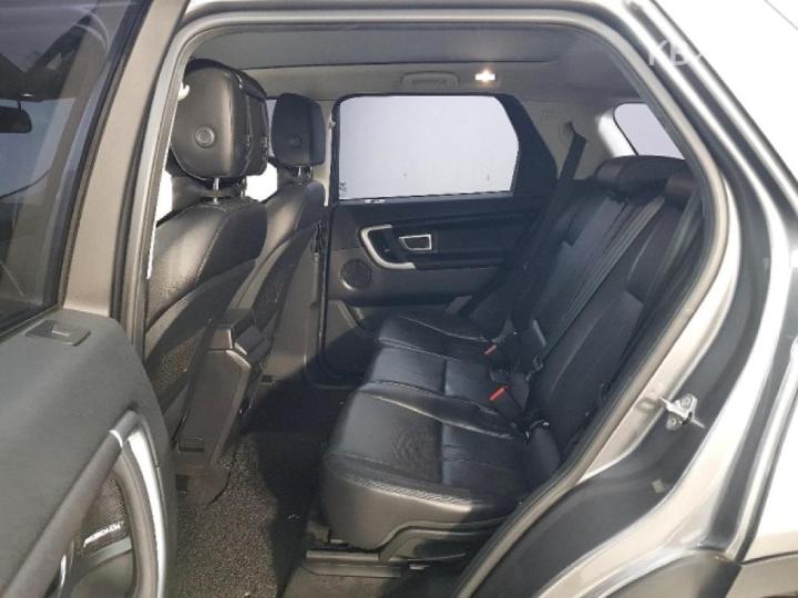 Land Rover Discovery Sport 2.0 TD4 SE 10