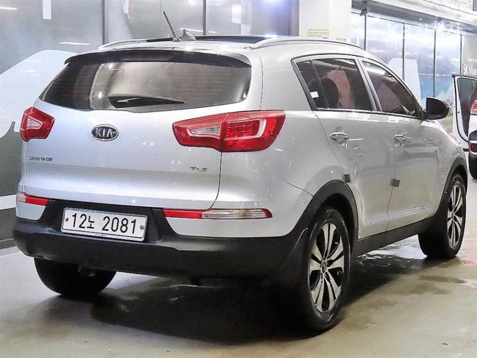 2011 - kia sportage