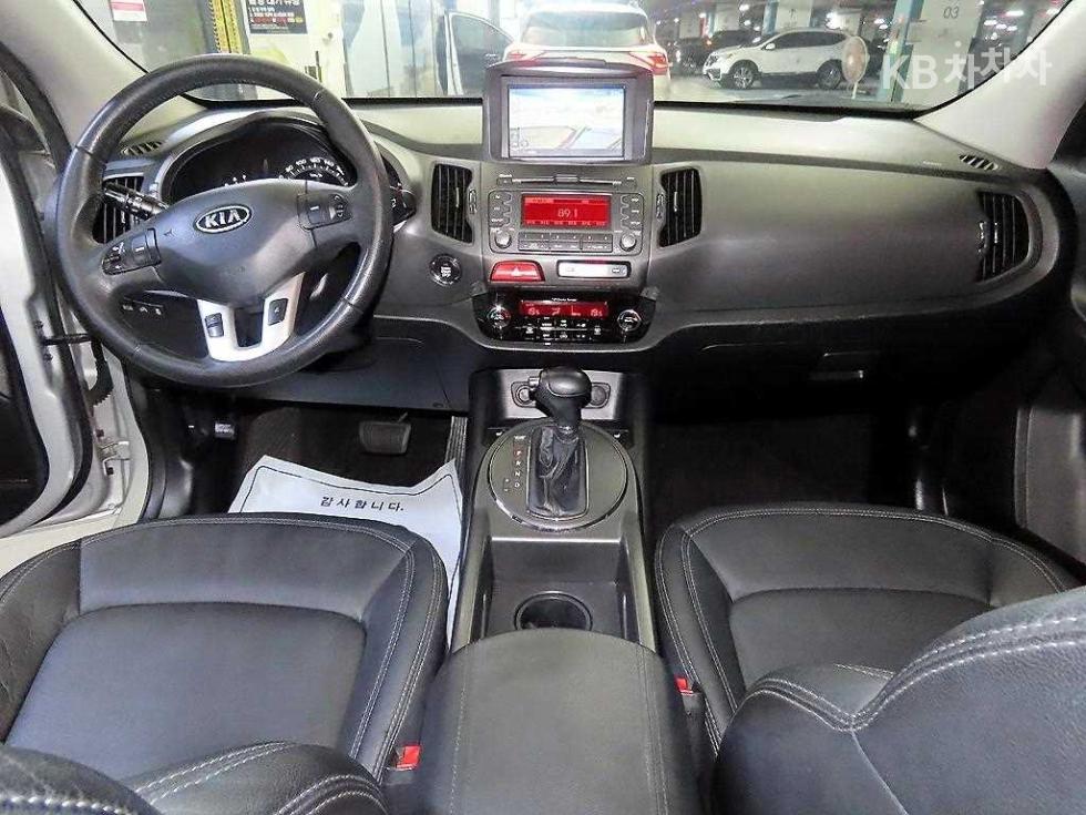 2011 - kia sportage