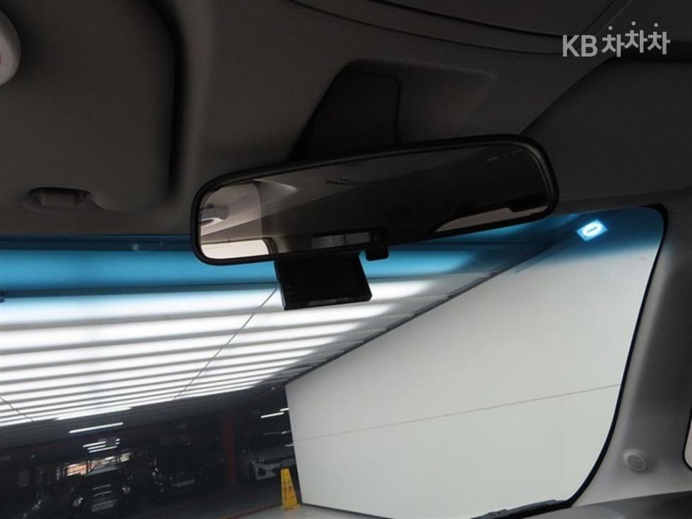 2018 - kia ray