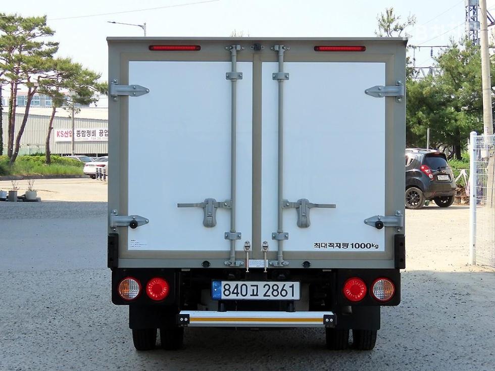2025 - kia bongo iii