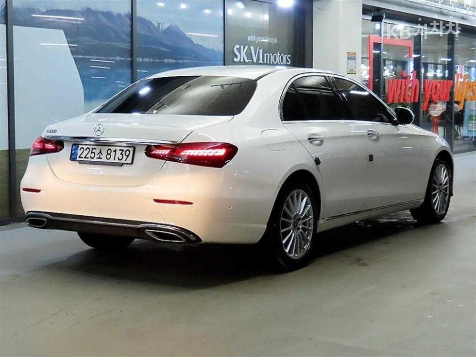 2020 Mercedes-Benz E (W213) photo