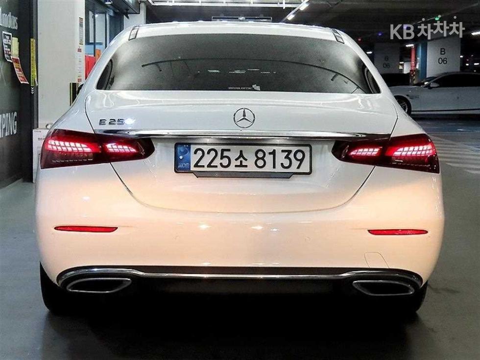 2020 Mercedes-Benz E (W213) photo