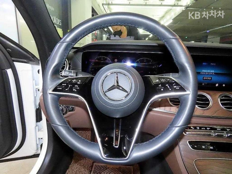 2020 Mercedes-Benz E (W213) photo