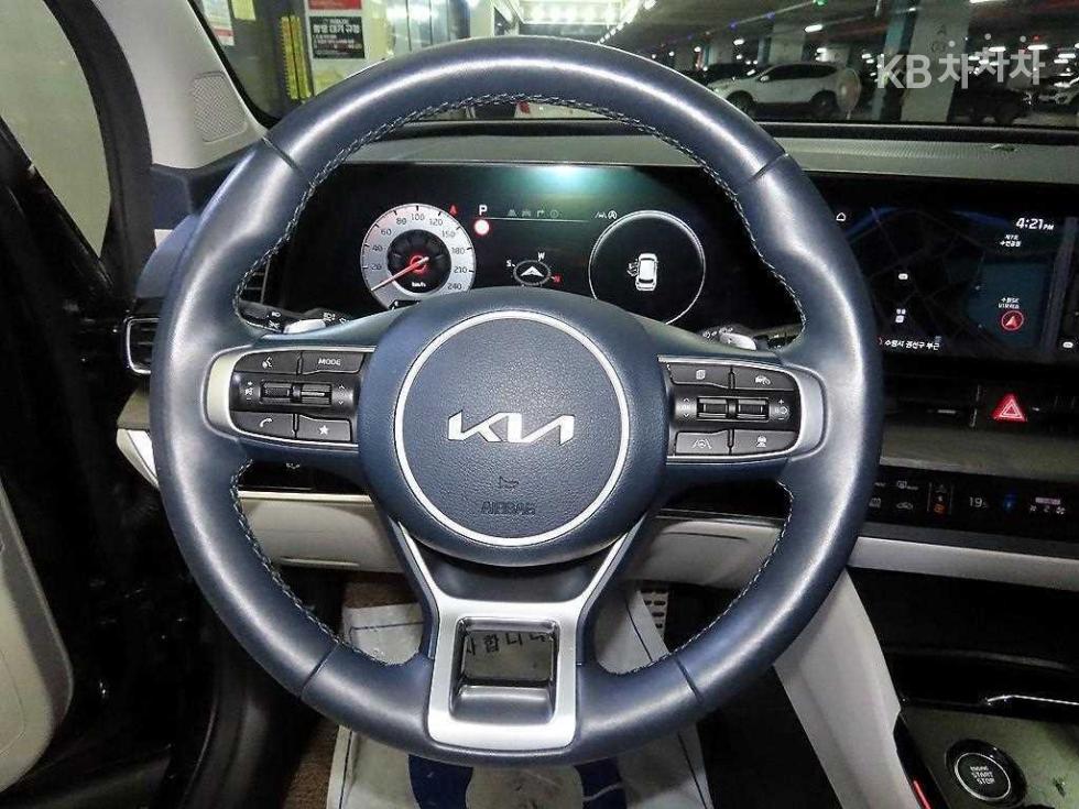 2024 - kia sportage