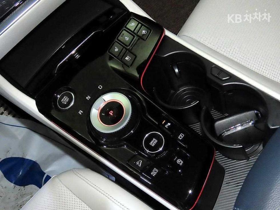 2024 - kia sportage