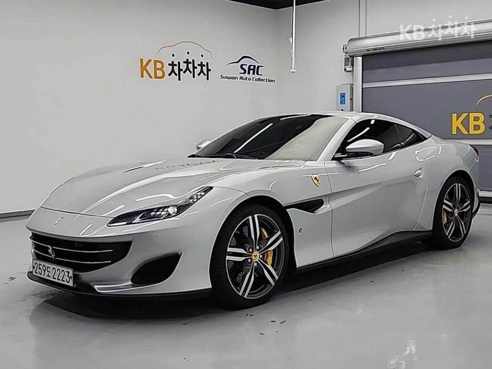 2020 Ferrari Used Car photo