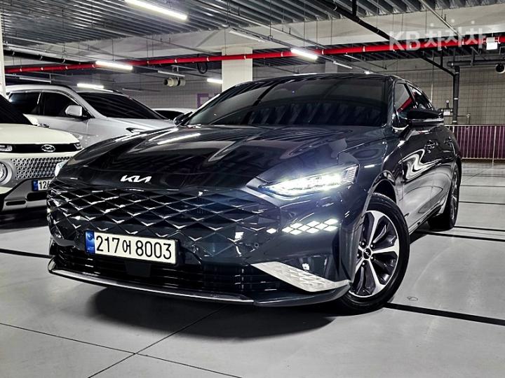 Kia K8 Hybrid 1.6 Turbo Noblesse