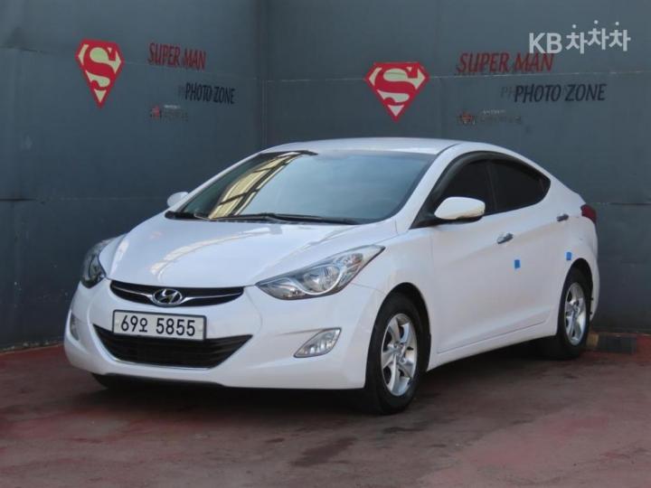 Hyundai Avante MD M16 GDi LUXURY