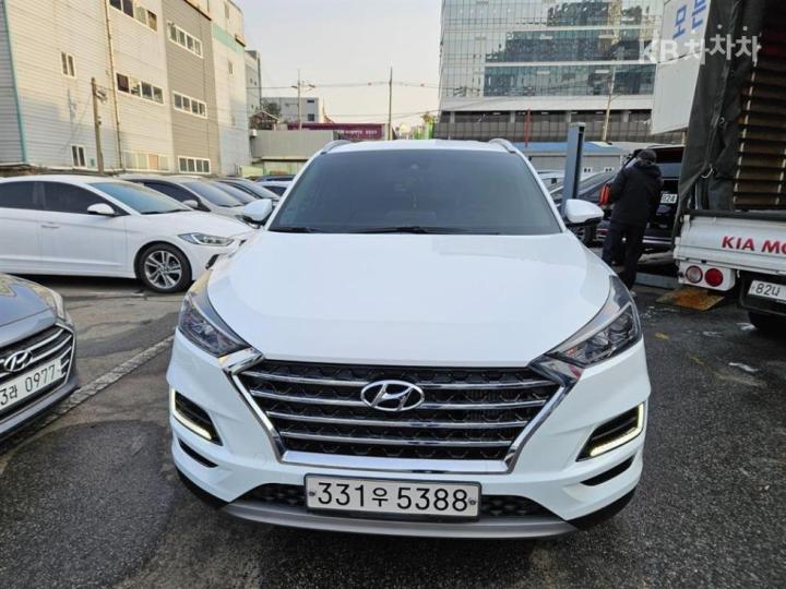 Hyundai Tucson Diesel e-VGT R 2.0 4WD Modern