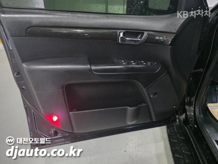 Kia Mohave 4WD KV300 Premium Type 8