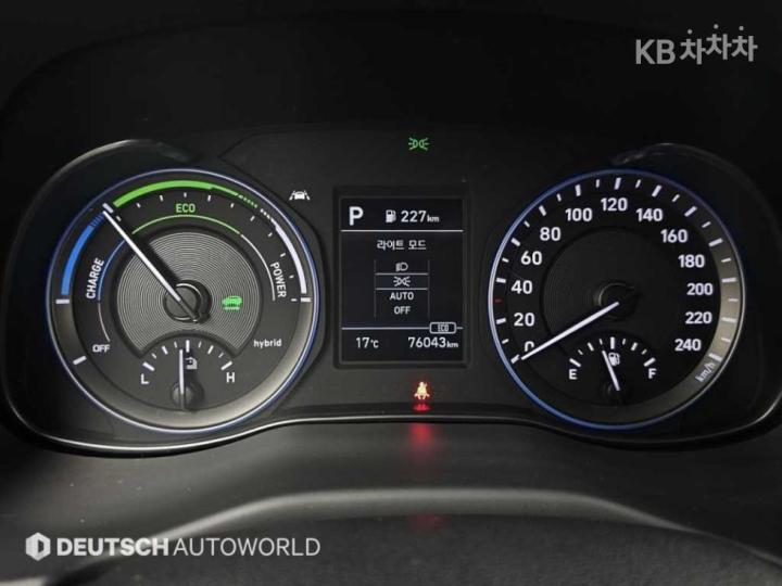 Hyundai Kona Hybrid 1.6 HEV Modern Special 9