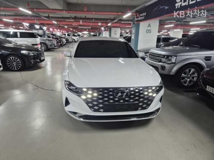 Hyundai Grandeur Hybrid 2.4 LeBlanc