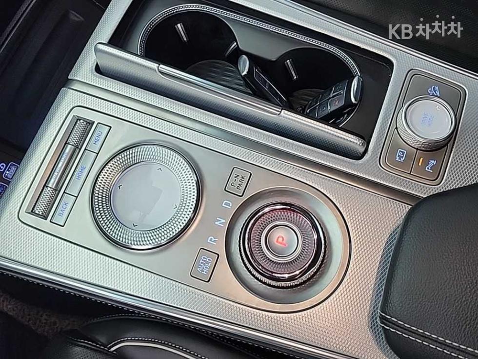 2022 Genesis GV80 photo