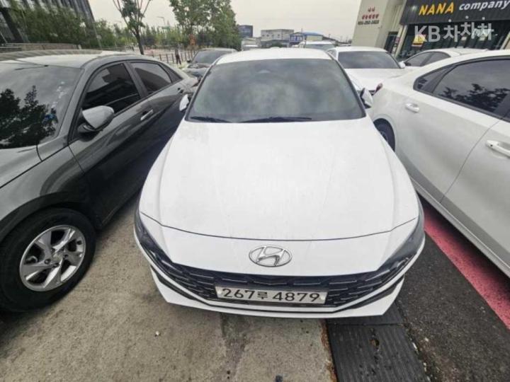 Hyundai Avante CN7 1.6 Gasoline Modern