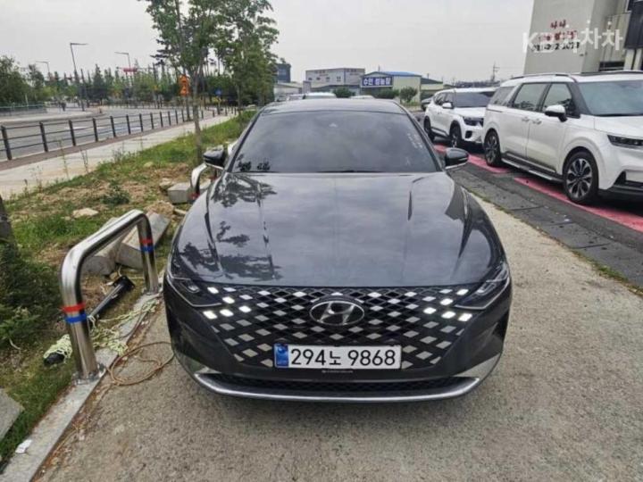 Hyundai Grandeur Hybrid 2.4 LeBlanc