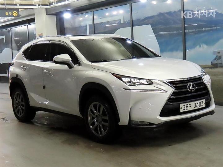Lexus NX 200T Supreme