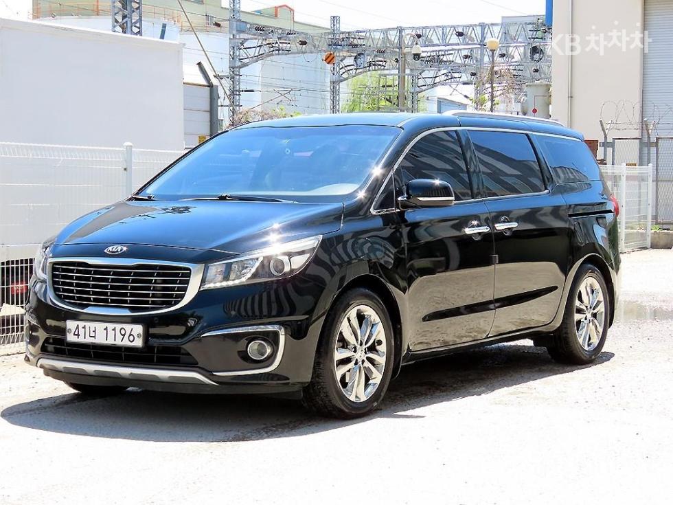 2018 - kia carnival