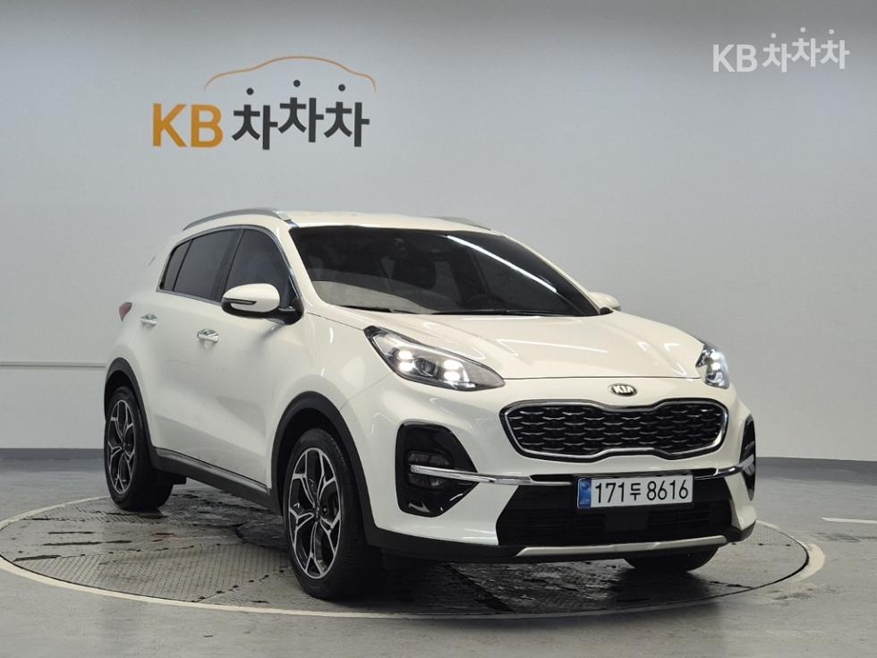 2022 - kia sportage