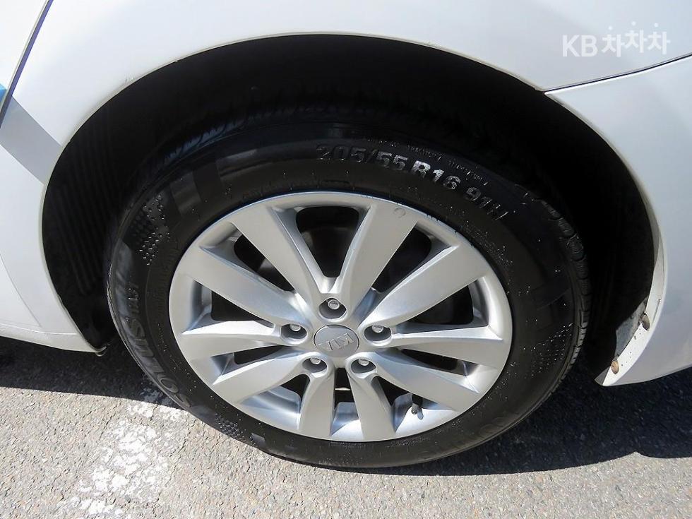 2013 - kia k3