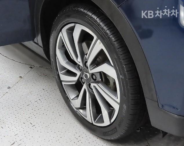 KG Mobility (Ssangyong) Tivoli Diesel V7 2WD Base Type 6