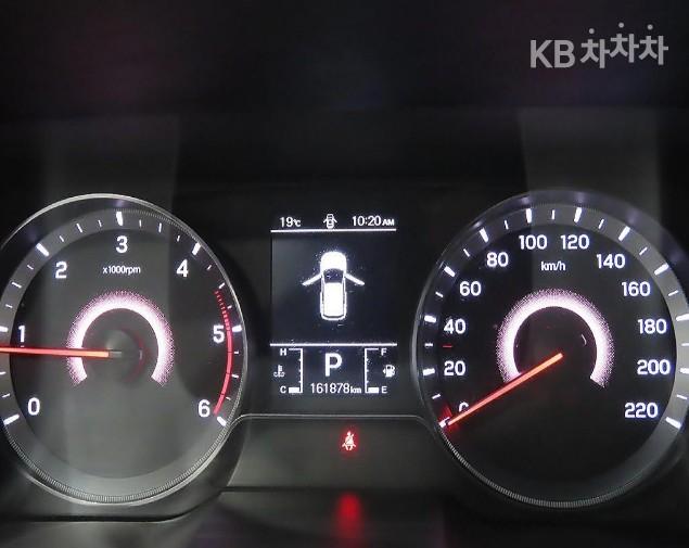 KG Mobility (Ssangyong) Tivoli Diesel V7 2WD Base Type 7