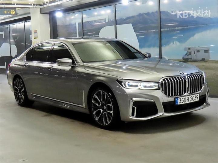 BMW 7 Series G11 730Ld xDrive M Sport 2