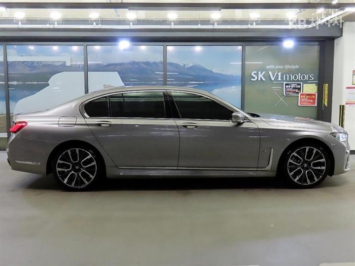 BMW 7 Series G11 730Ld xDrive M Sport 4
