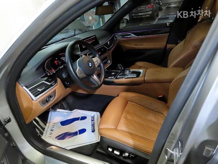 BMW 7 Series G11 730Ld xDrive M Sport 7